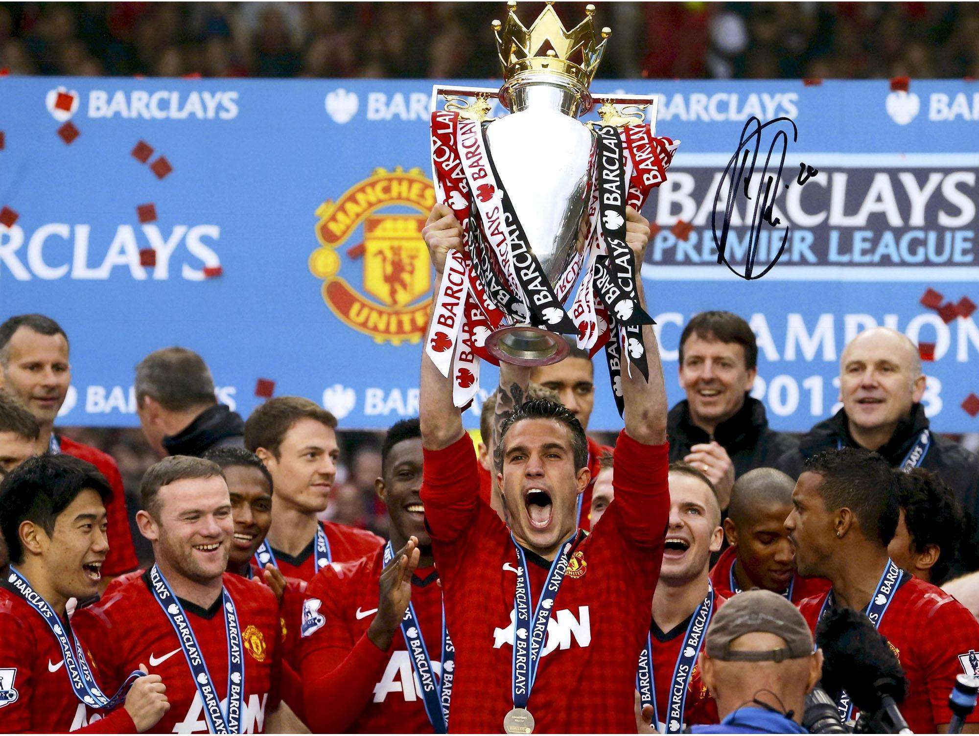 目前米兰正 目前米兰正