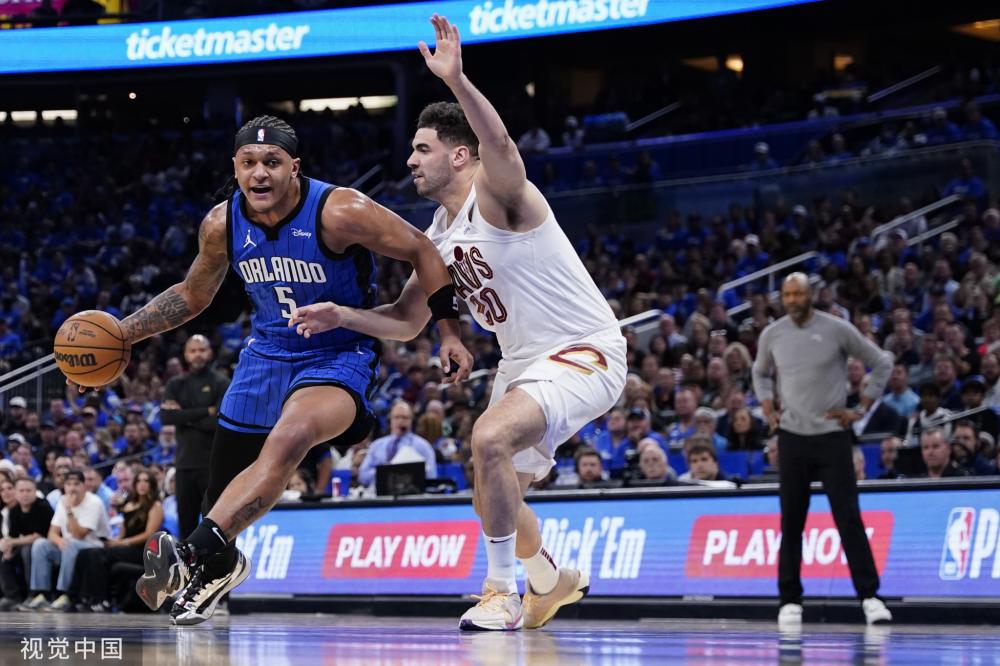 斯凯利曾在 斯凯利曾在