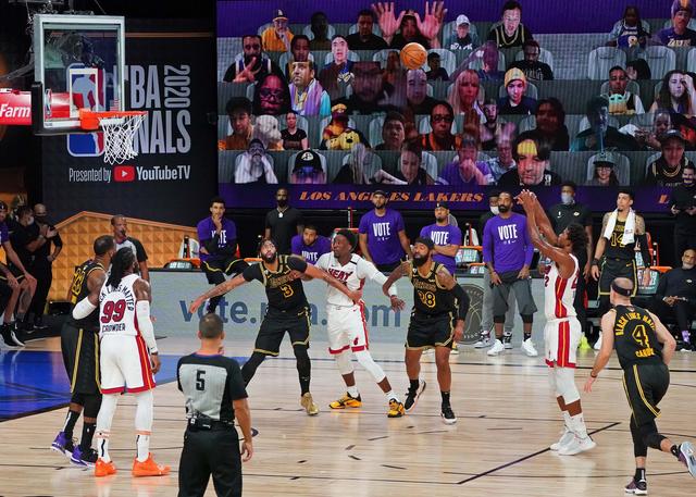 赛般光芒四 赛般光芒四